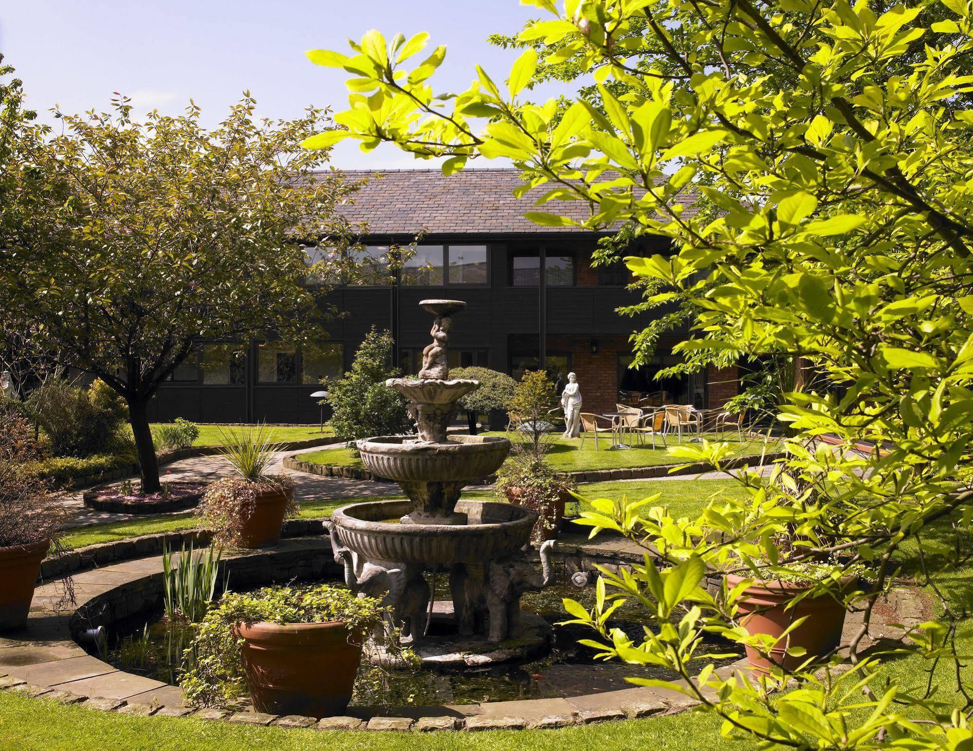 Delta By Marriott Manchester Airport Hotel 4*